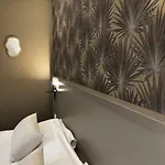 Le Valois, Centre Hotel 3*