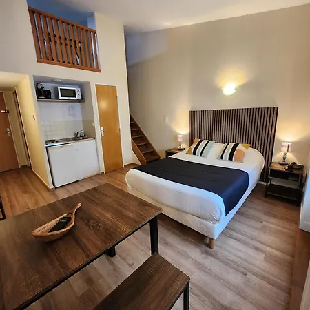 Le Valois, Centre 3*