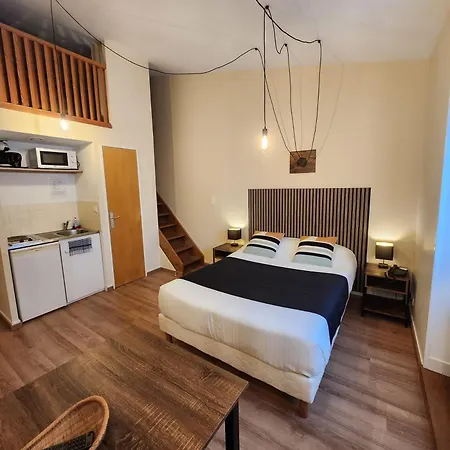 Le Valois, Centre Отель 3*