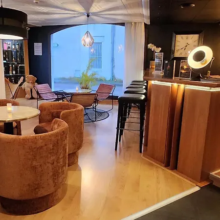 Le Valois, Centre 3*
