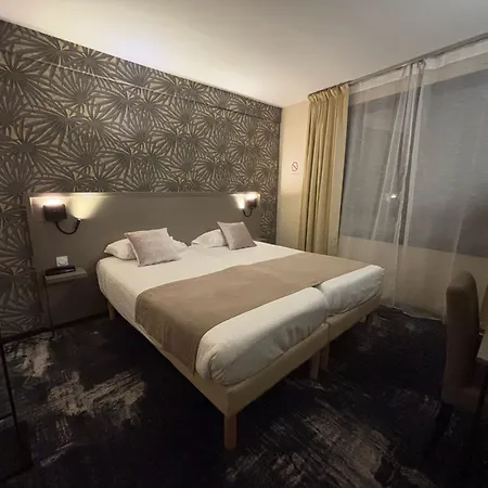 Le Valois, Centre 3*