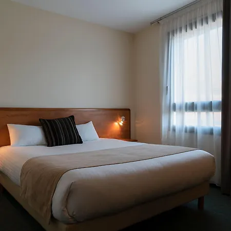 Le Valois, Centre Otel Cognac