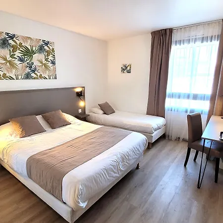 Le Valois, Centre Hotel 3*