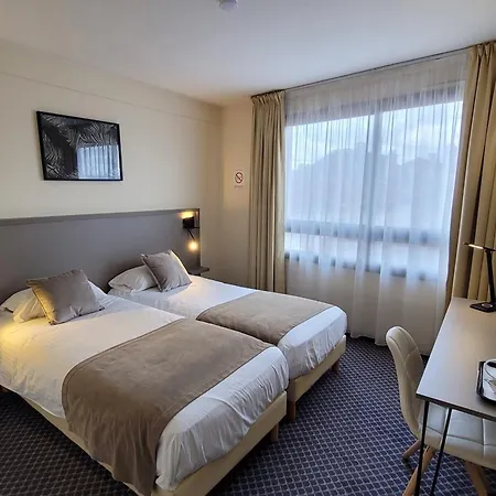 Отель Le Valois, Centre Коньяк