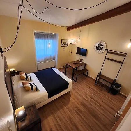 Le Valois, Centre Отель Коньяк