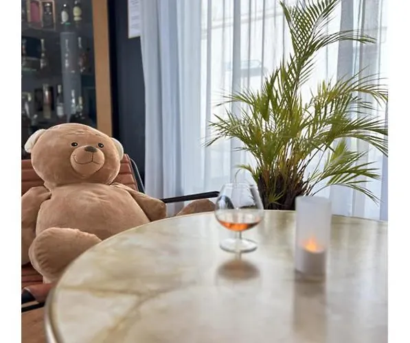 Отель Le Valois, Centre