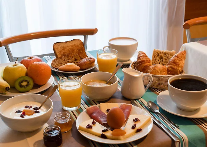 Le Valois, Centre Hotel 3*