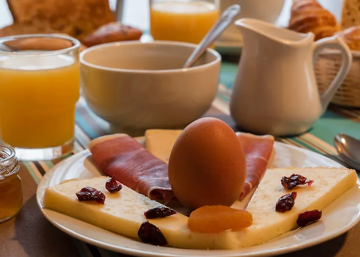 Отель Le Valois, Centre Коньяк