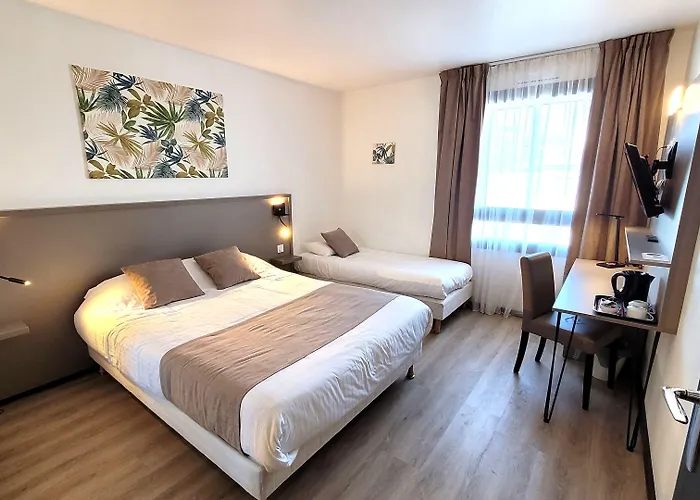 Le Valois, Centre Hotel 3*